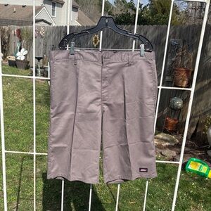 Dickies Men’s Flat Front Taupe Work Shorts